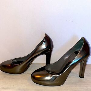 Theory Metallic Grey Pumps Size 36.5 EU Metallic Bronze Color